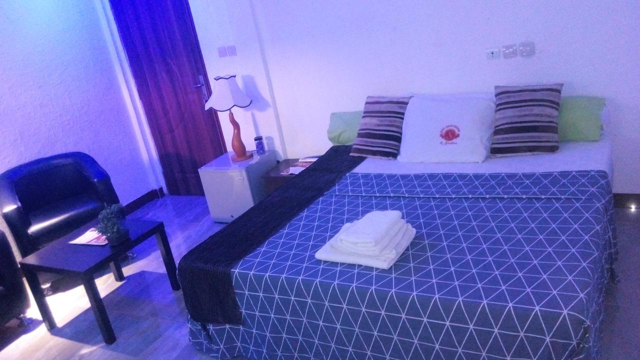 Senateur Hotel Agontinkon Cotonou Eksteriør bilde