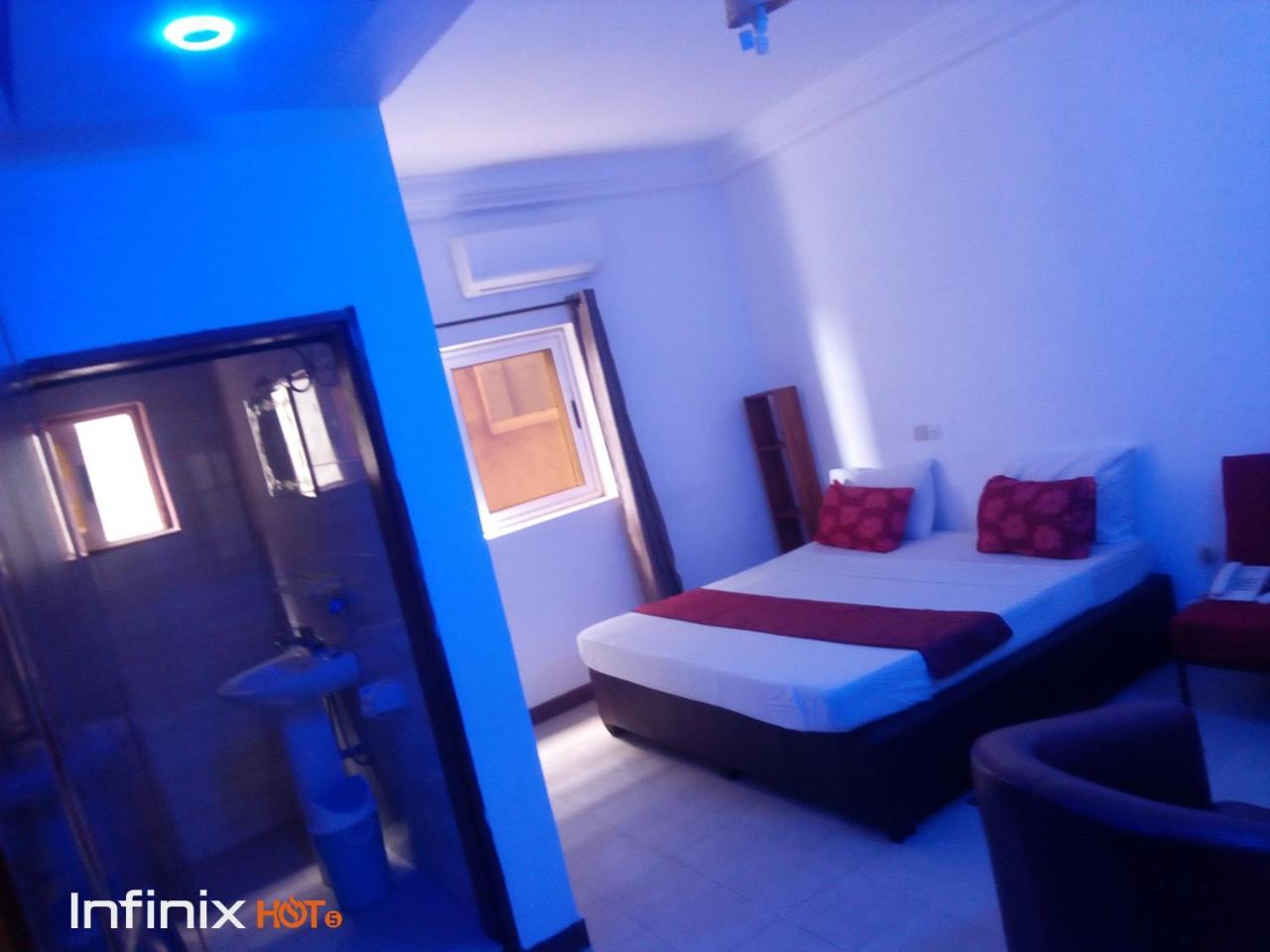 Senateur Hotel Agontinkon Cotonou Eksteriør bilde