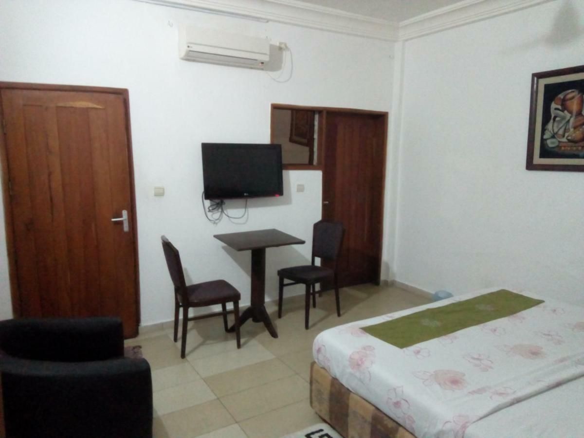 Senateur Hotel Agontinkon Cotonou Eksteriør bilde