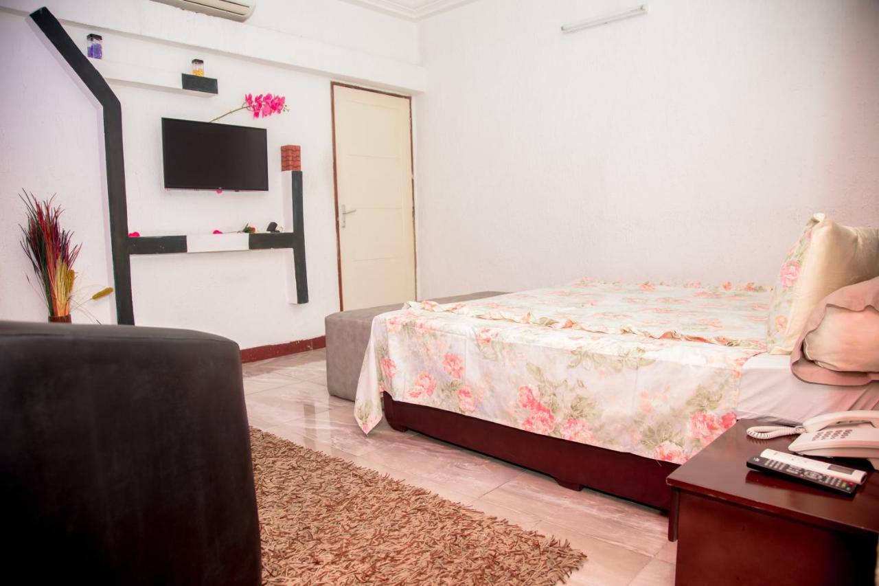 Senateur Hotel Agontinkon Cotonou Eksteriør bilde